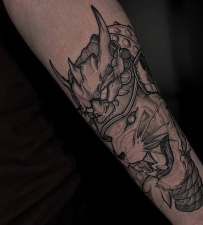 Tattoo un pīrsings