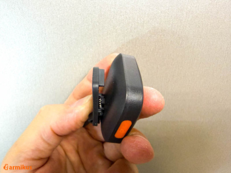 GPS suņu izsekotājs ar 4G SIM karti un neierobežotu attālumu. Melns.