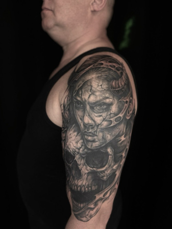 VEAN TATTOO Liepāja - tetovējumi, pīrsingi un apmācības